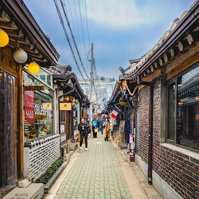 Ikseon-dong Hanok Village