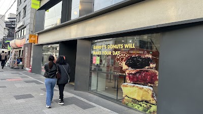 Randy’s Donuts Yeonnam Branch