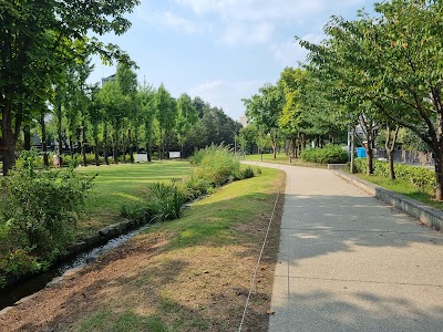 Yeontral Park