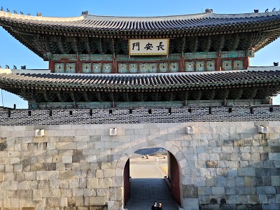 Janganmun Gate