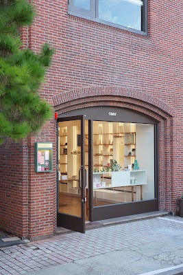 OIMU Bukchon store (오이뮤 북촌)